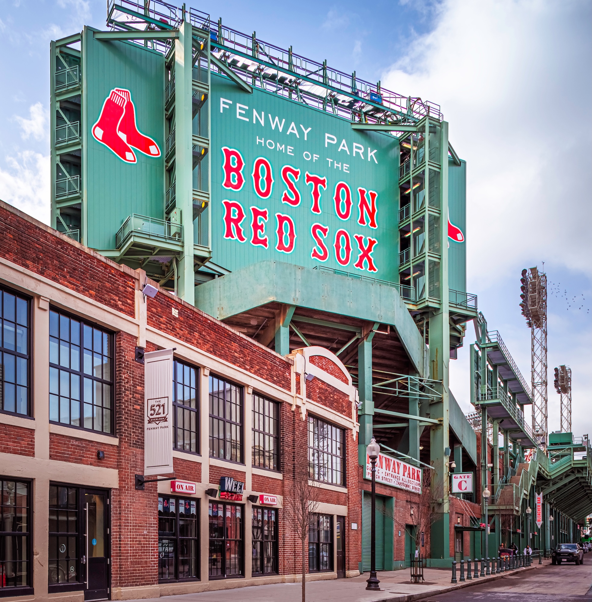 Boston-Red-Sox-Fenway-Park-OUAT-Sports-MLB